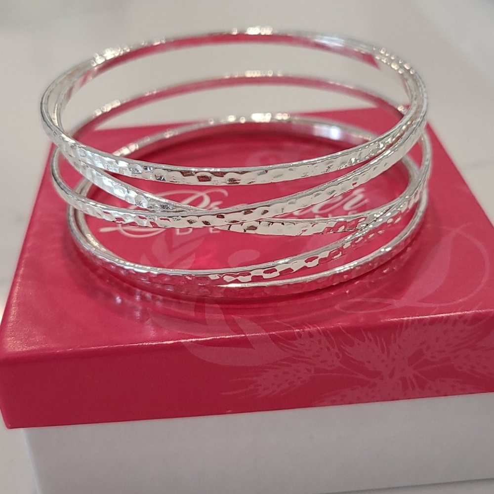 Premier Designs Bangle bracelet - Picture 3 of 3